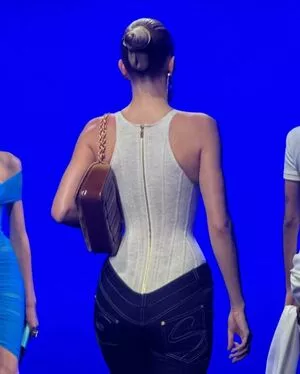 Kendall Jenner / KendallJenner nude photo #3925