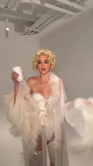 Kendall Jenner / KendallJenner nude photo #3983