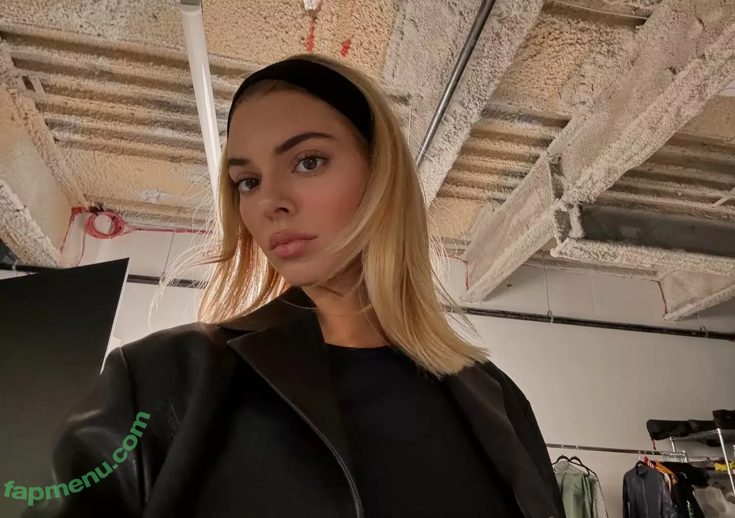 Kendall Jenner nude photo #3802 (KendallJenner)