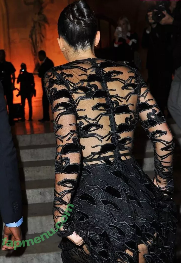 Kendall Jenner nude photo #3808 (KendallJenner)