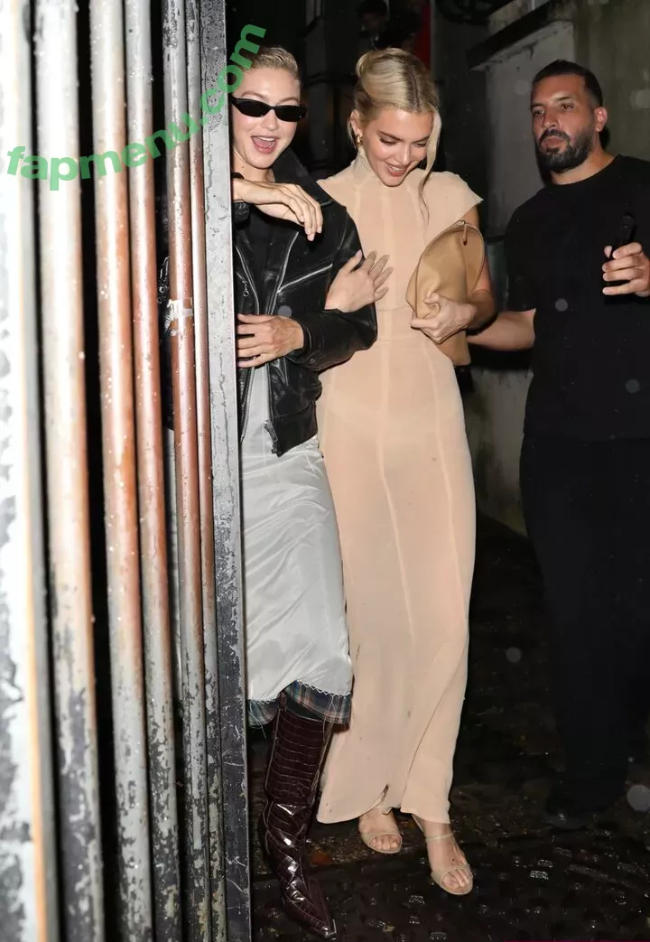 Kendall Jenner nude photo #3840 (KendallJenner)