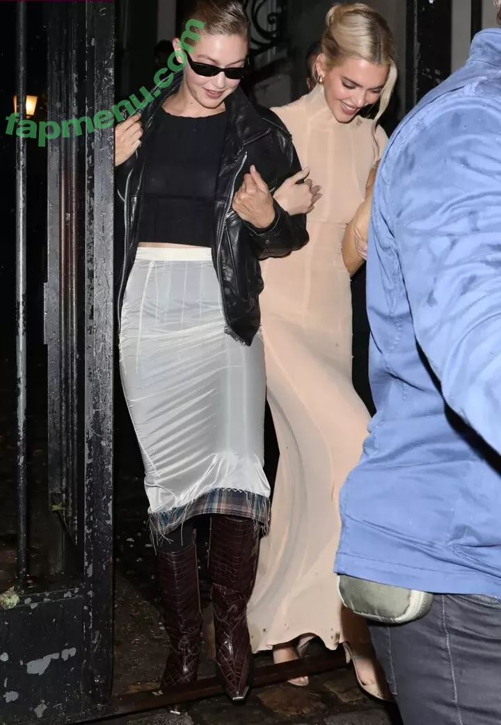 Kendall Jenner nude photo #3845 (KendallJenner)