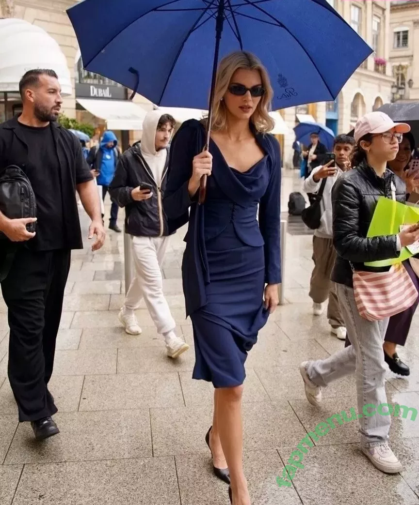 Kendall Jenner nude photo #3880 (KendallJenner)