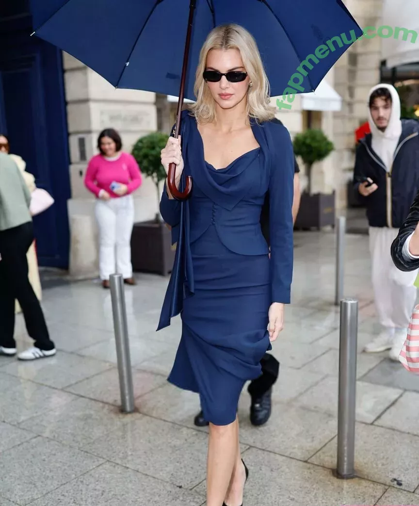 Kendall Jenner nude photo #3881 (KendallJenner)