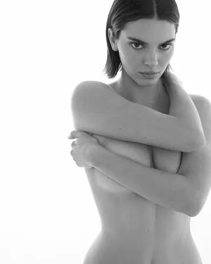 Kendall Jenner / KendallJenner nude photo #4120