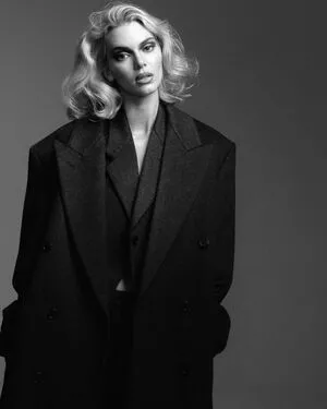 Kendall Jenner / KendallJenner nude photo #4240