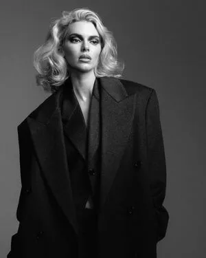 Kendall Jenner / KendallJenner nude photo #4241