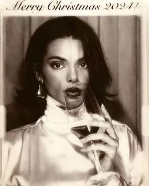 Kendall Jenner / KendallJenner nude photo #4251