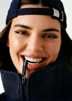 Kendall Jenner / KendallJenner nude photo #4320