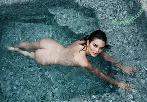 Kendall Jenner / KendallJenner nude photo #4619