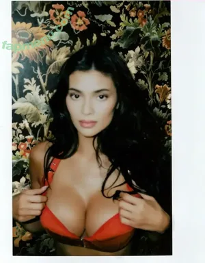 Kendall Jenner / KendallJenner nude photo #4946