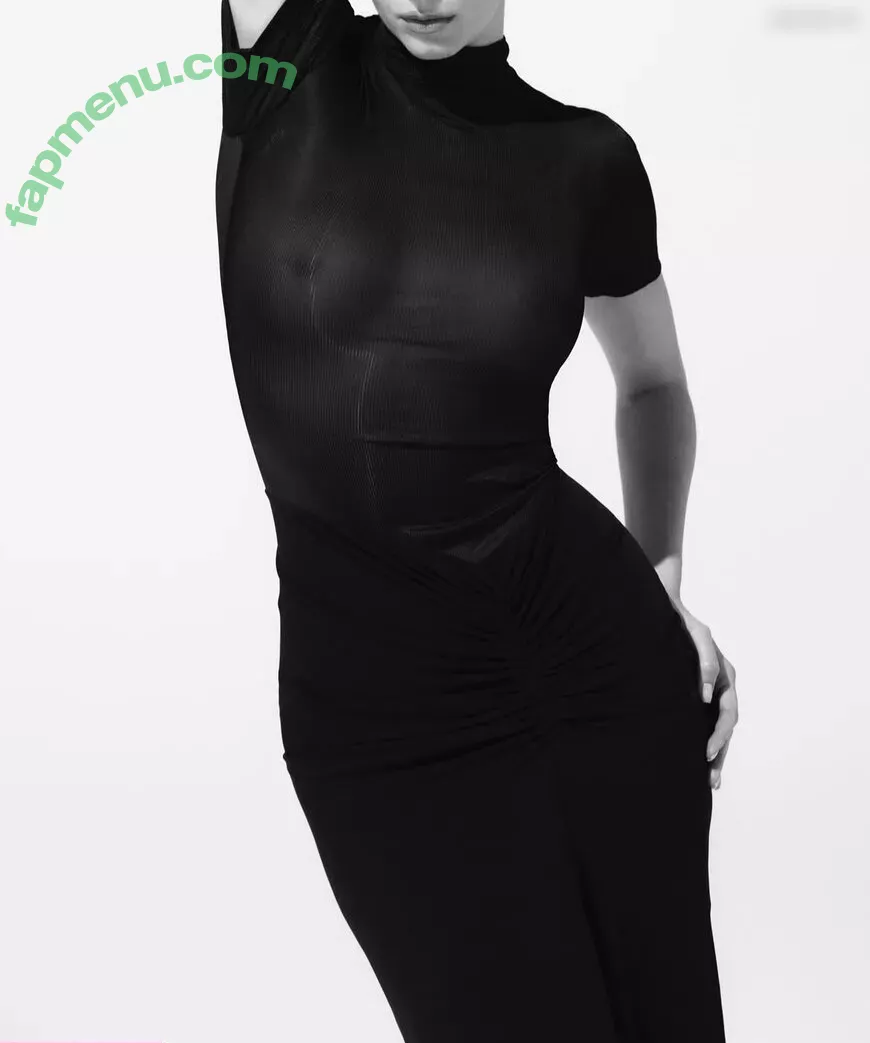 Kendall Jenner nude photo #4270 (KendallJenner)