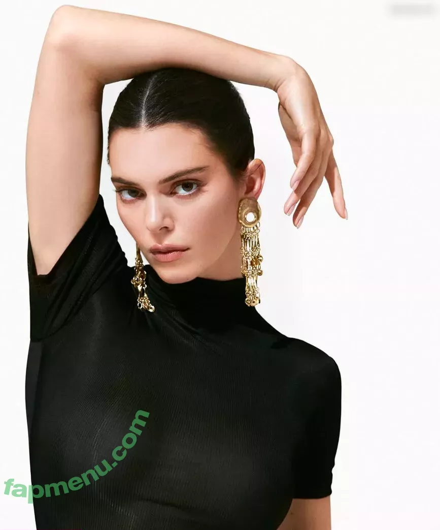 Kendall Jenner nude photo #4275 (KendallJenner)