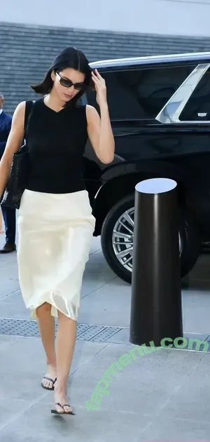 Kendall Jenner / KendallJenner nude photo #5318