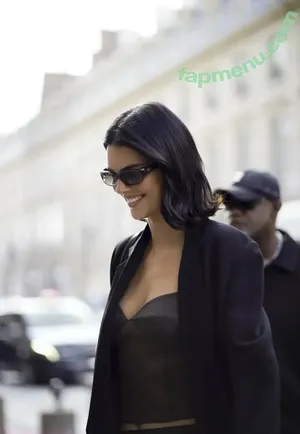Kendall Jenner / KendallJenner nude photo #5405