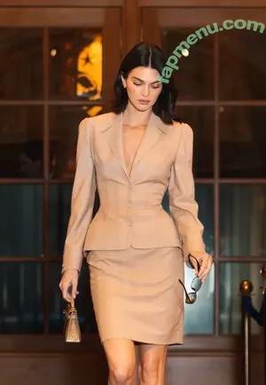 Kendall Jenner / KendallJenner nude photo #5421