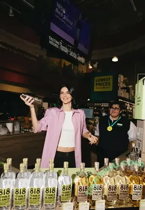 Kendall Jenner / KendallJenner nude photo #5507