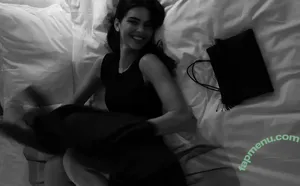 Kendall Jenner / KendallJenner nude photo #5550