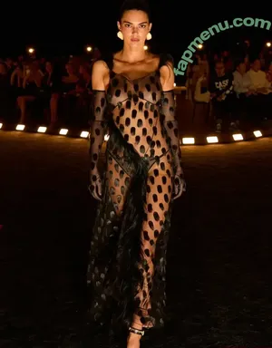 Kendall Jenner / KendallJenner nude photo #5576