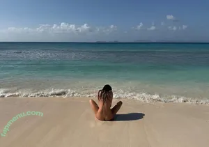 Kendall Jenner / KendallJenner nude photo #5594