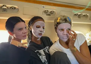 Kendall Jenner / KendallJenner nude photo #5601