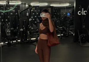 Kendall Jenner / KendallJenner nude photo #5685