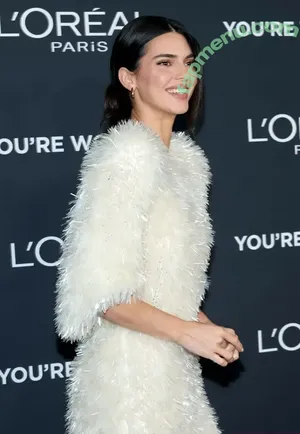 Kendall Jenner / KendallJenner nude photo #5705