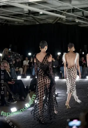 Kendall Jenner / KendallJenner nude photo #5740