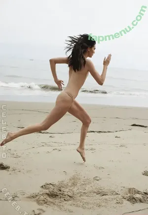 Kendall Jenner / KendallJenner nude photo #5786