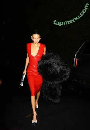 Kendall Jenner / KendallJenner nude photo #5802