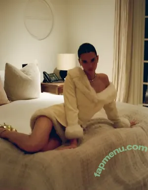 Kendall Jenner / KendallJenner nude photo #5820