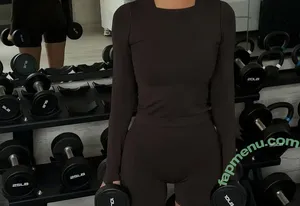 Kendall Jenner / KendallJenner nude photo #5827