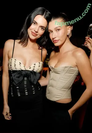 Kendall Jenner / KendallJenner nude photo #5839