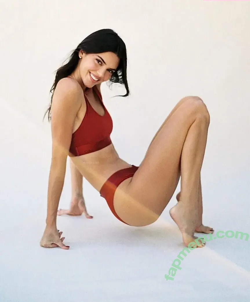 Kendall Jenner nude photo #5315 (KendallJenner)