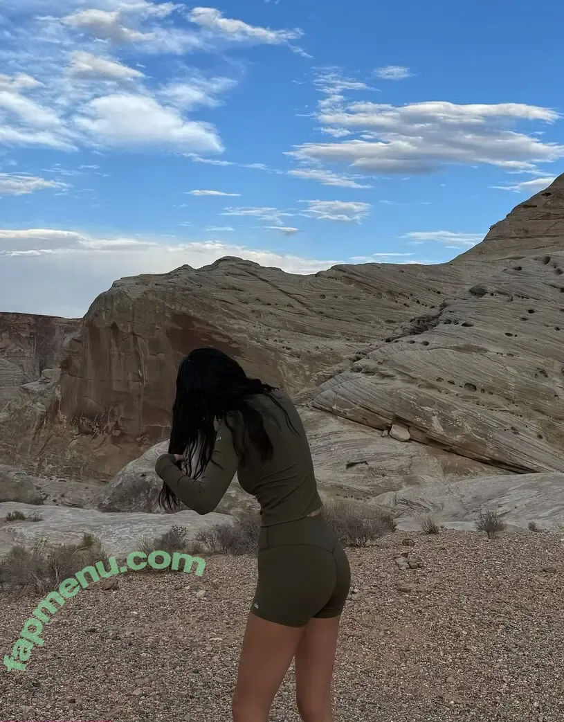 Kendall Jenner nude photo #5328 (KendallJenner)