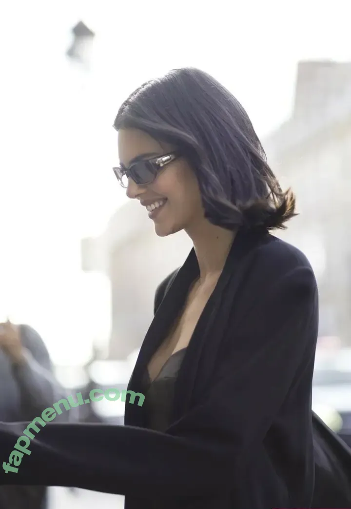 Kendall Jenner nude photo #5409 (KendallJenner)
