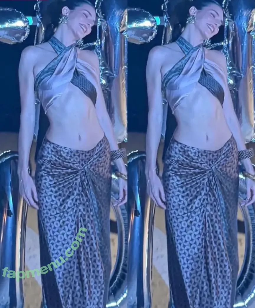 Kendall Jenner nude photo #5588 (KendallJenner)