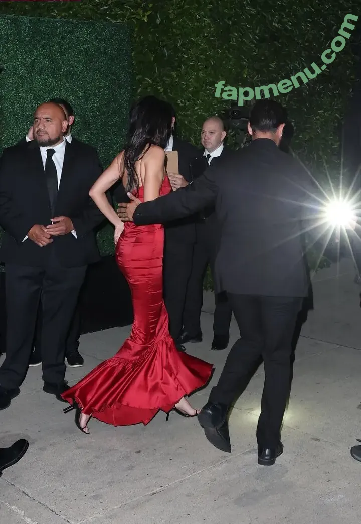 Kendall Jenner nude photo #5614 (KendallJenner)