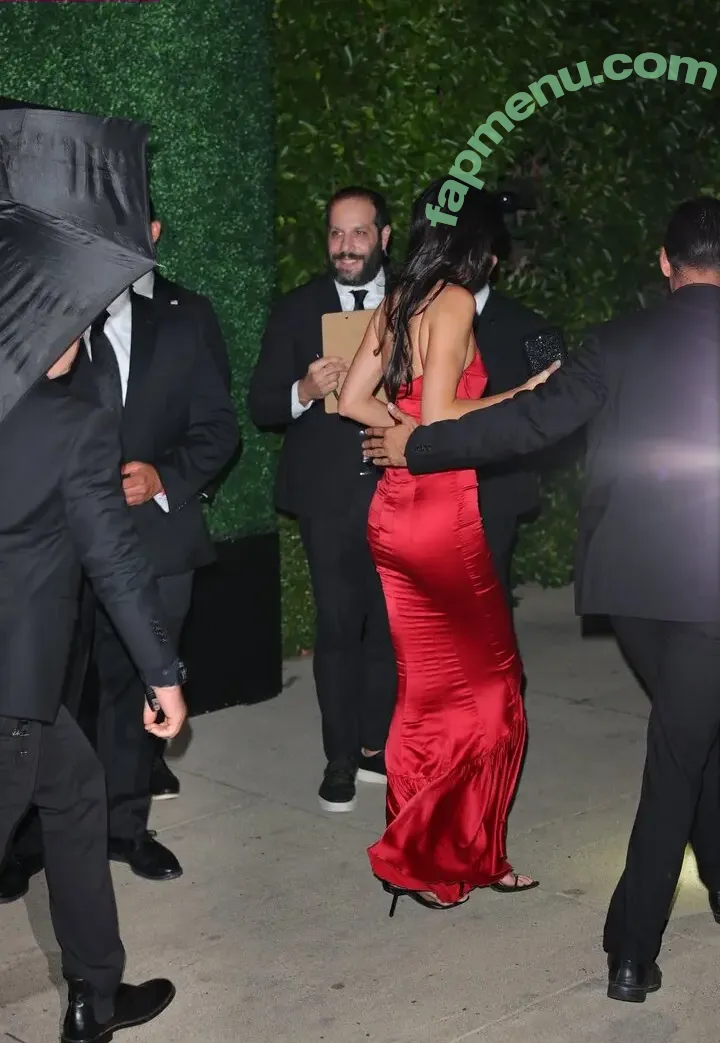 Kendall Jenner nude photo #5616 (KendallJenner)