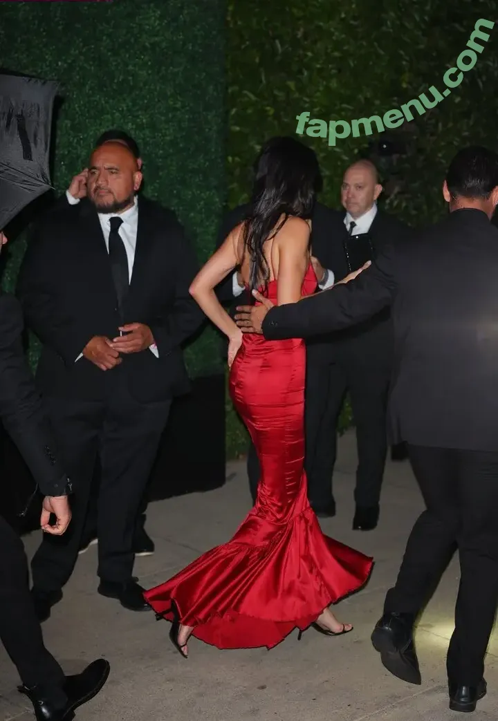 Kendall Jenner nude photo #5623 (KendallJenner)