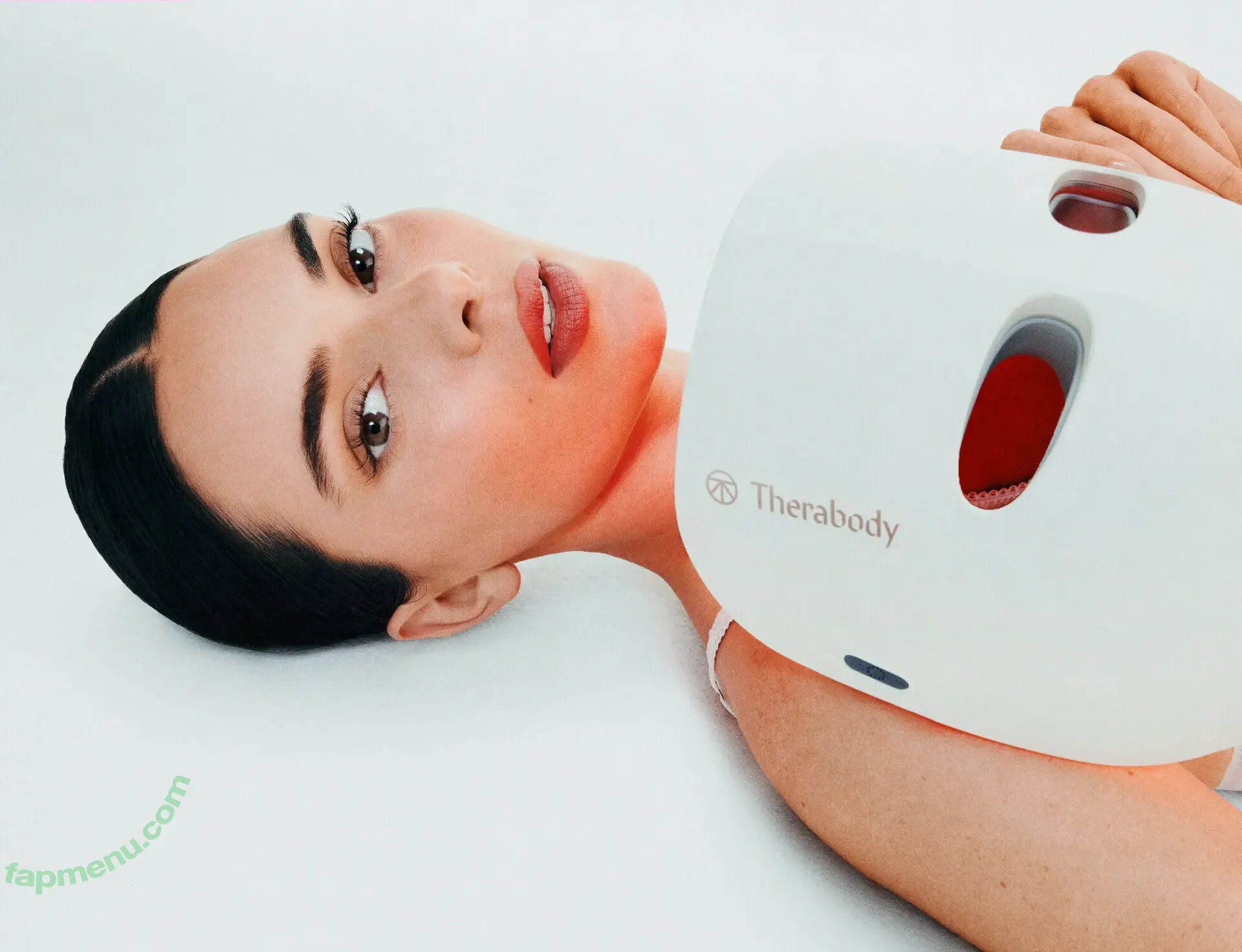 Kendall Jenner nude photo #5635 (KendallJenner)