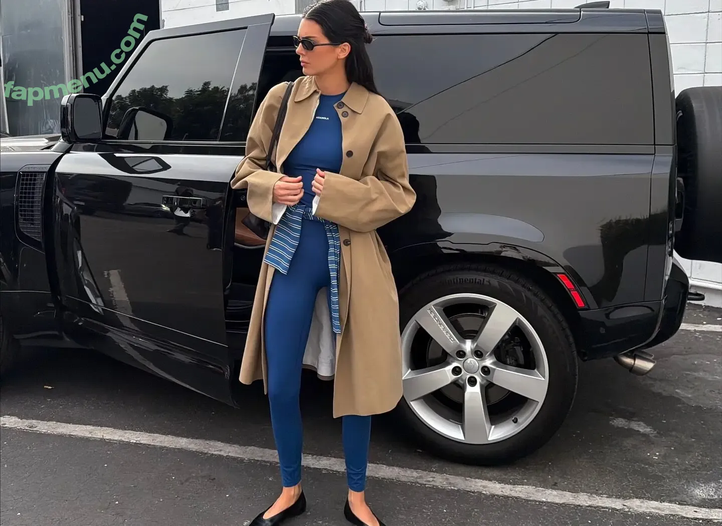 Kendall Jenner nude photo #5649 (KendallJenner)