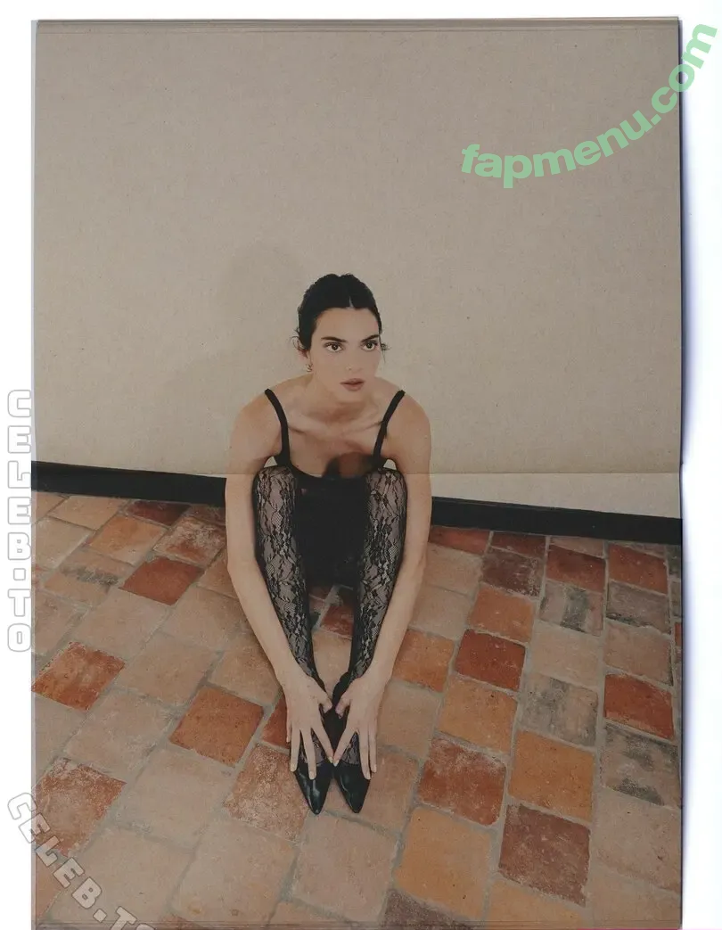 Kendall Jenner nude photo #5722 (KendallJenner)