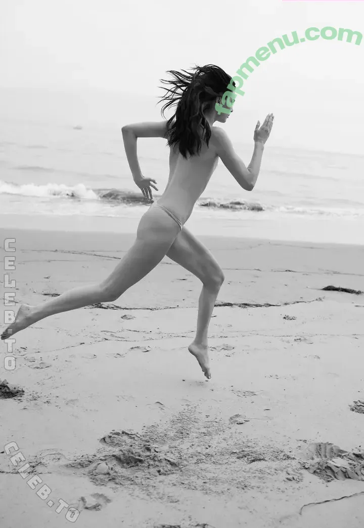 Kendall Jenner nude photo #5790 (KendallJenner)