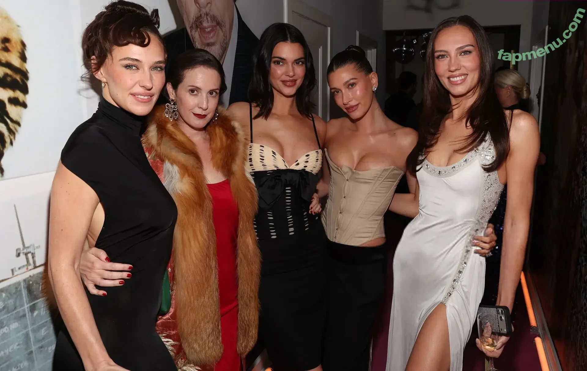 Kendall Jenner nude photo #5841 (KendallJenner)