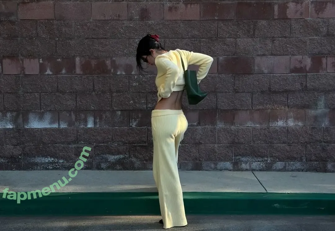 Kendall Jenner nude photo #5847 (KendallJenner)