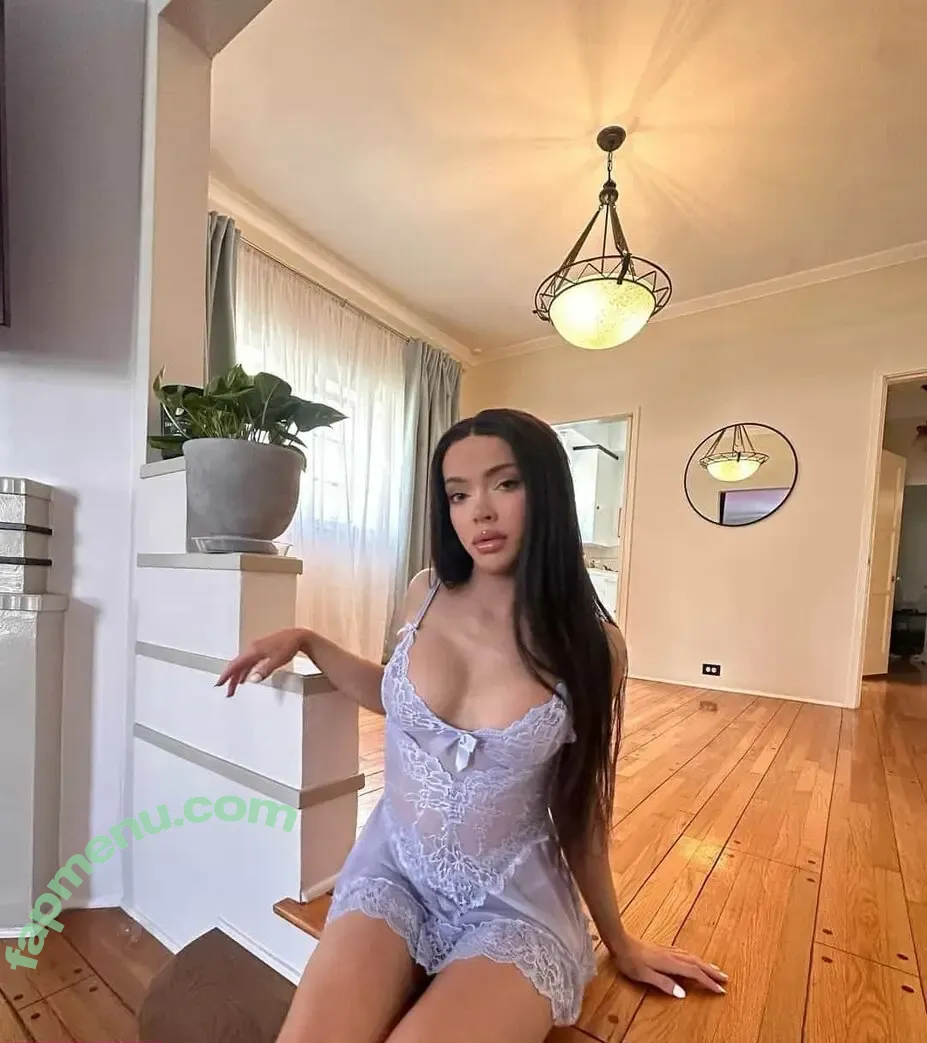 Kendall Raindrop nude photo #0002 (kendalloliviaraindrop / kendallraindrop)