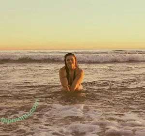 Kendall Reusing / kendallreusing nude photo #0015