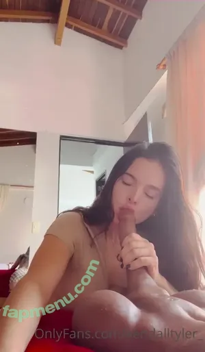 kendalltyler_ / Kendalltyler nude photo #0069