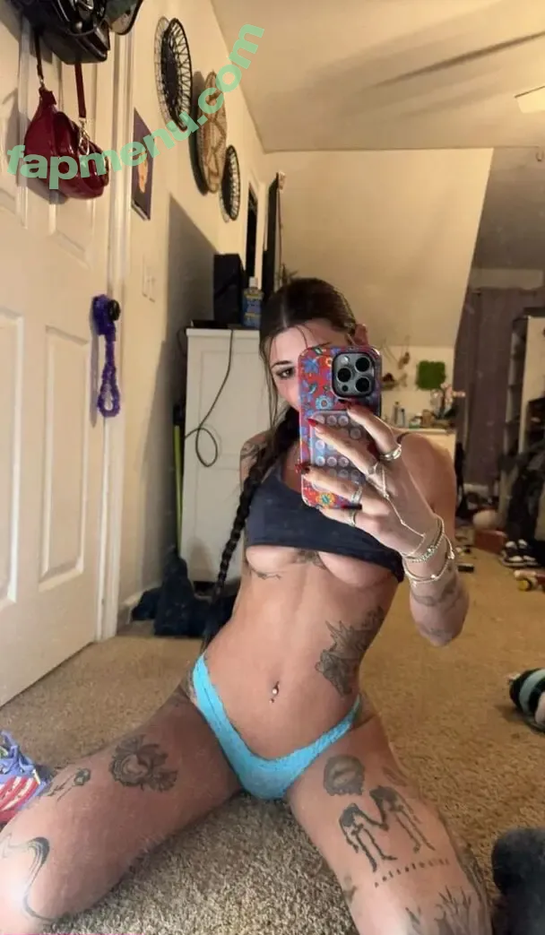 Kendeeznutz nude photo #0069 (Kendeeznutz222 / Kendlebutterwort / kendlebutterworth)